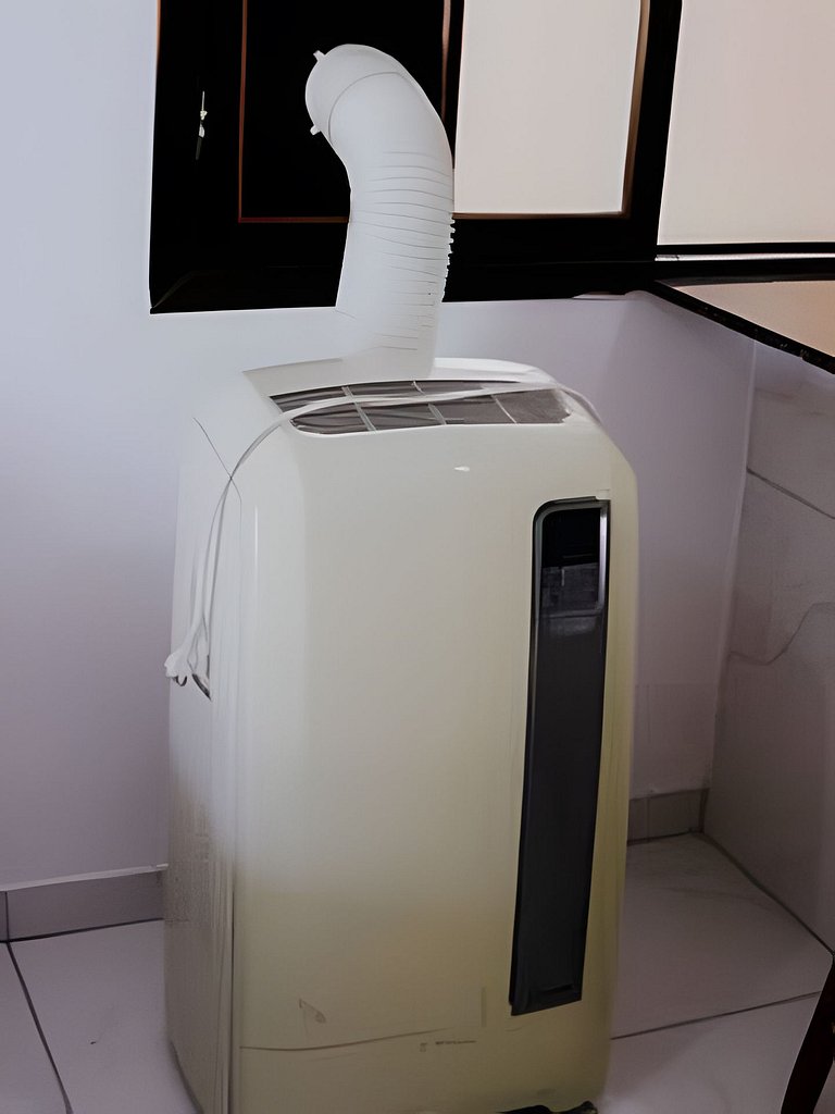 Kitnet equipada com garagem e Wi-Fi em Niterói – Piratininga
