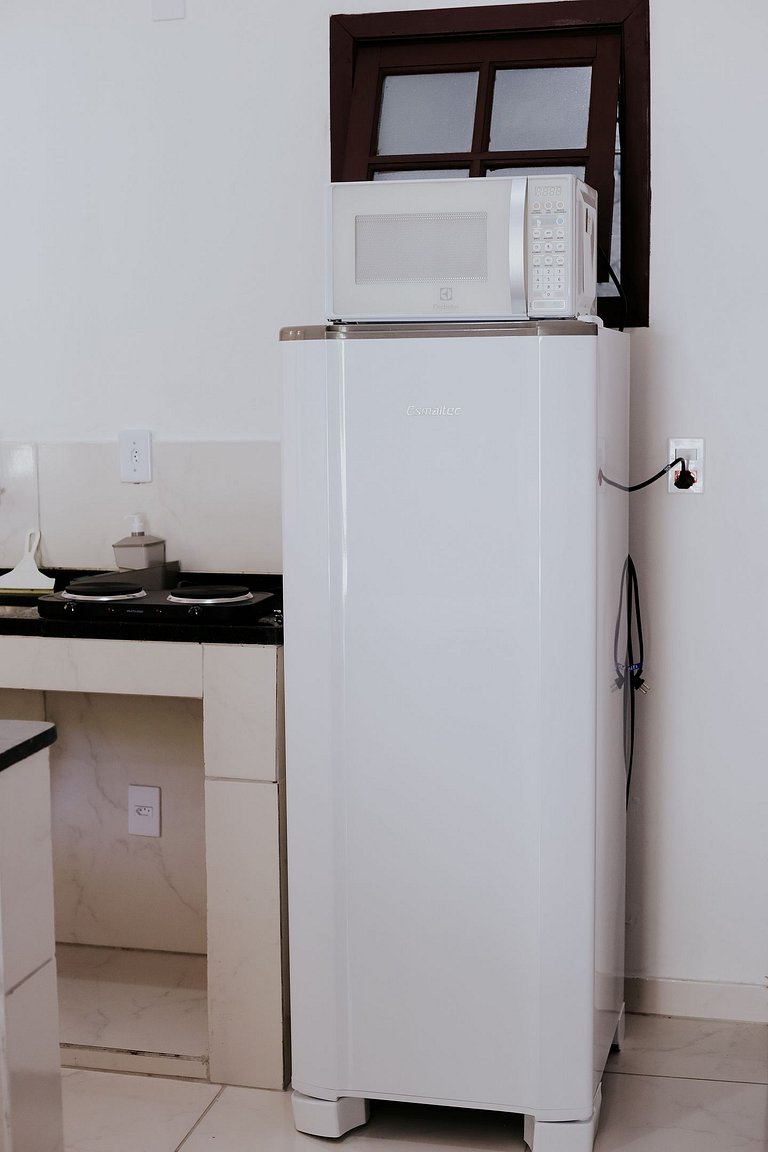 Kitnet equipada com garagem e Wi-Fi em Niterói – Piratininga